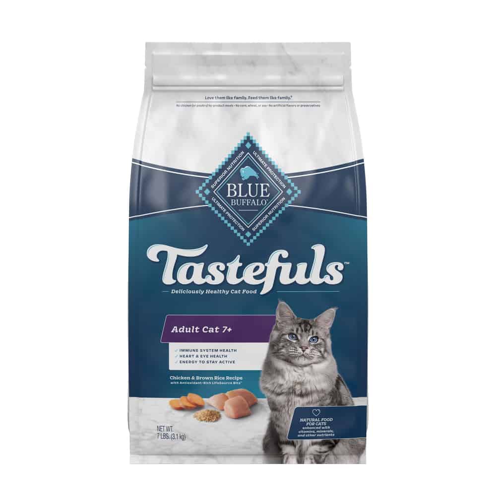 Blue Buffalo Tastefuls Adult 7+ Chicken Brown Rice Dry Cat Food, 7 lb